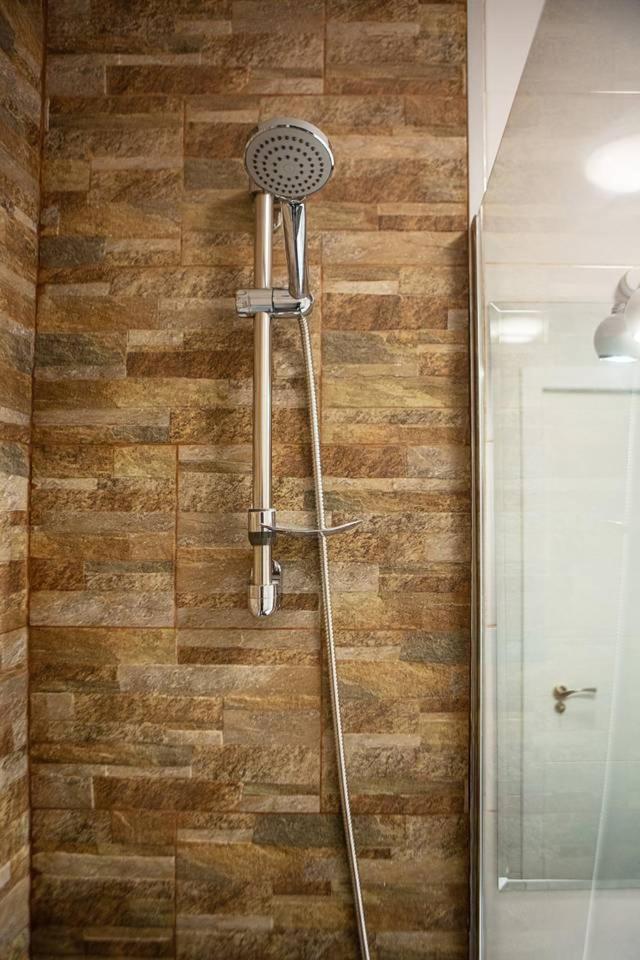 Lovely 3 Bedroom Apartment Next To Fuencarral Madrid Bagian luar foto
